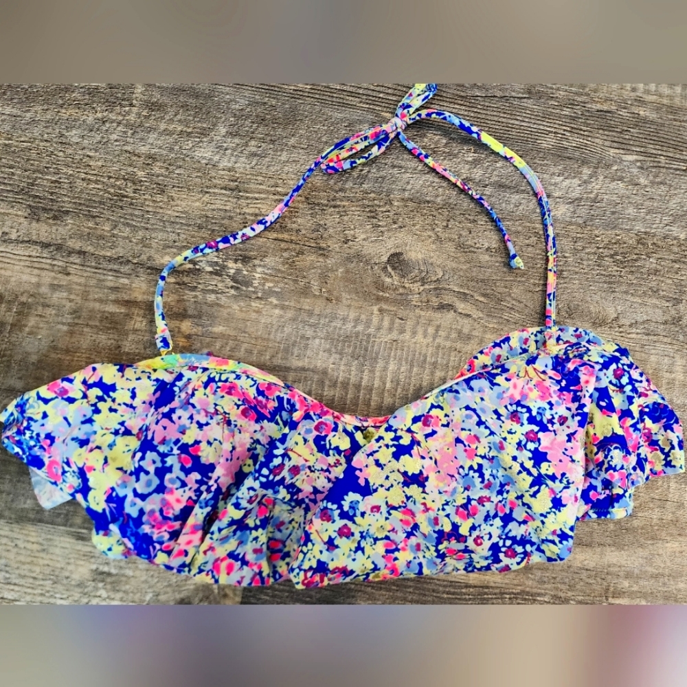Victoria Secret Flounce Bikini Top